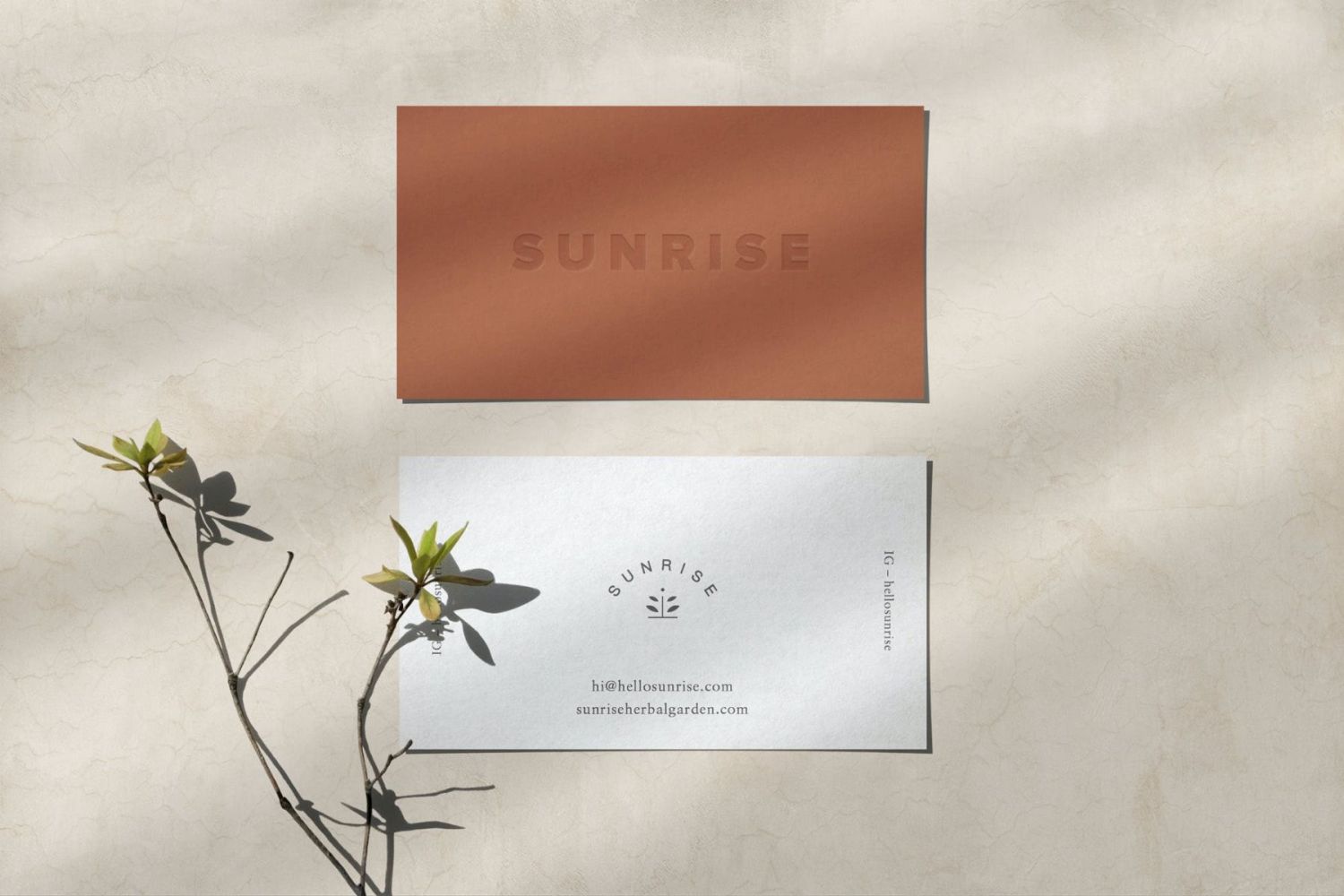 日出凸版名片样机 SUNRISE Letterpress Business Cards Mockup插图3