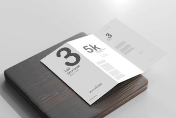 DL 尺寸三折页宣传册样机 Tri Fold DL Brochure Mockups