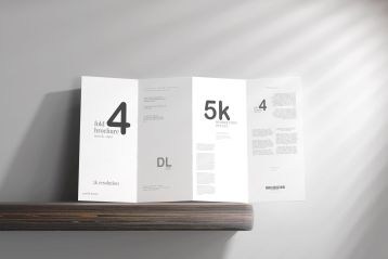 DL尺寸四折宣传册样机 Four Fold DL Brochure Mockups